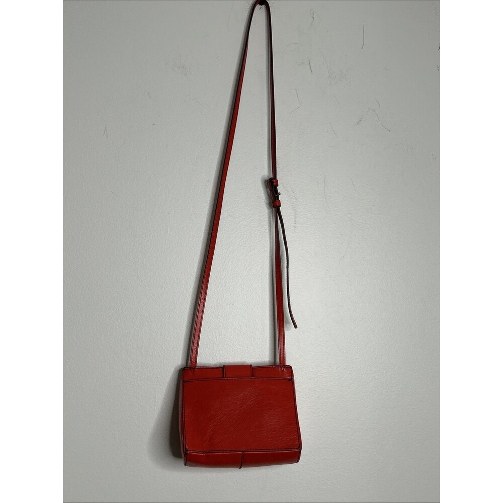 Hobo Women's ELAN Crossbody Bag Color Rio Red Statement Purse Going Out Handbag - Picture 5 of 6